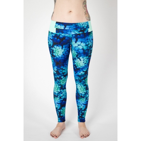 Succulent Legging - NWT - Picture 4 of 4